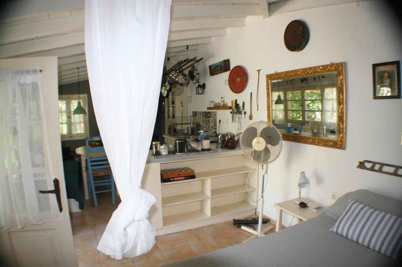 Arcadia Eressos Hotel Екстериор снимка